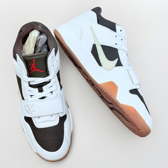BRAND NEW JORDAN x TRAVIS SCOTT JUMPMAN JACK SIGNATURE ICONIC SHOES SIZE 11 - Picture 5 of 7